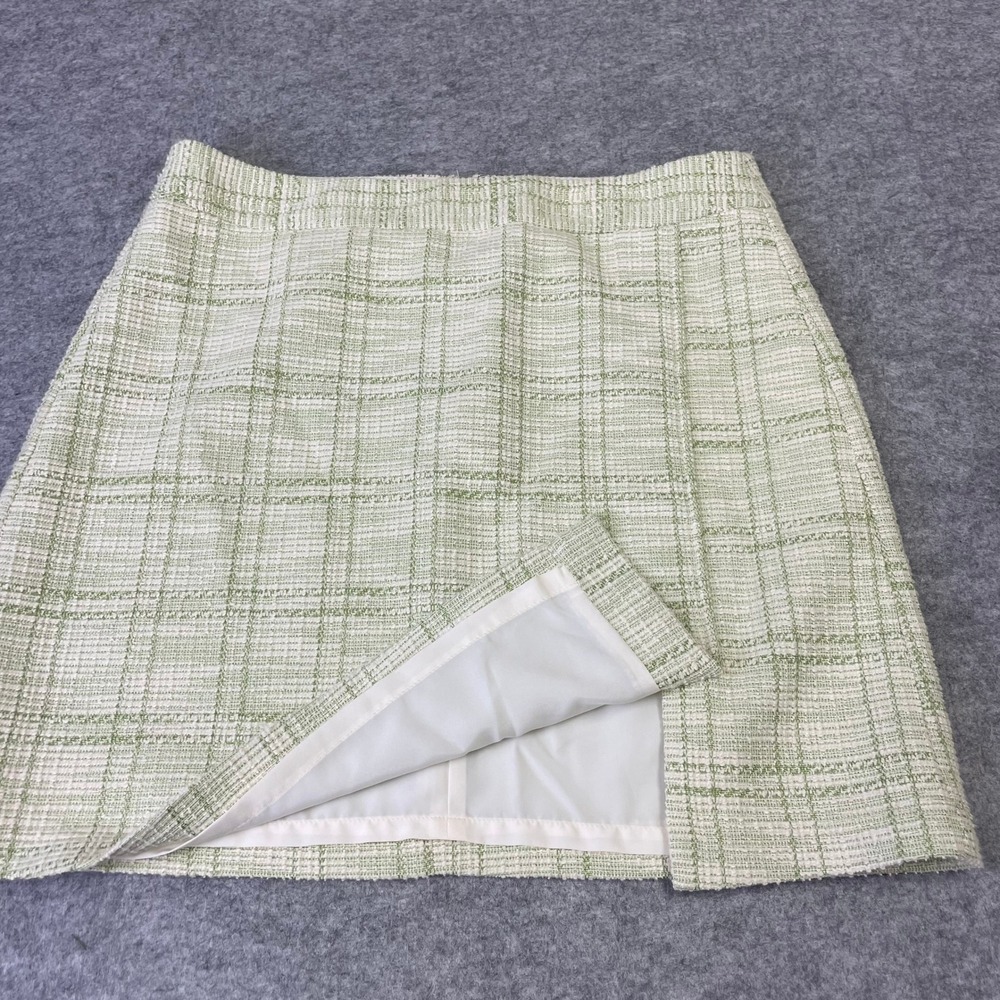 NEW LOFT Outlet Green White Plaid Tweed Mini Skirt Size 8 Boucle Wrap Style - Picture 2 of 12